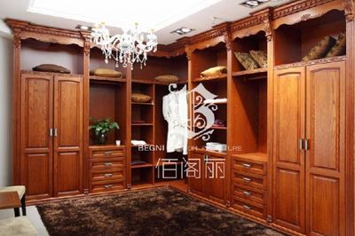 匠心獨具，自然與格調的融合 探索設計新穎的實木定制衣柜